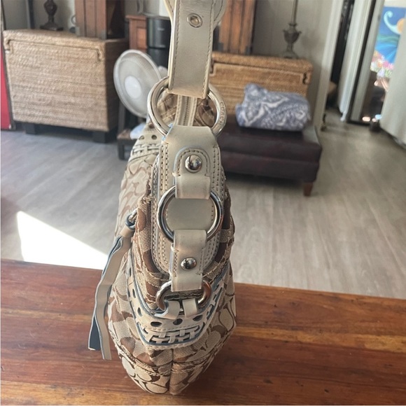 Coach SoHo vintage brown and tan shoulder bag - Picture 2 of 3